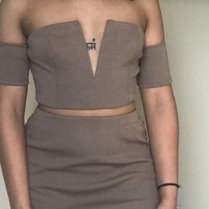 2 piece set Sz Small